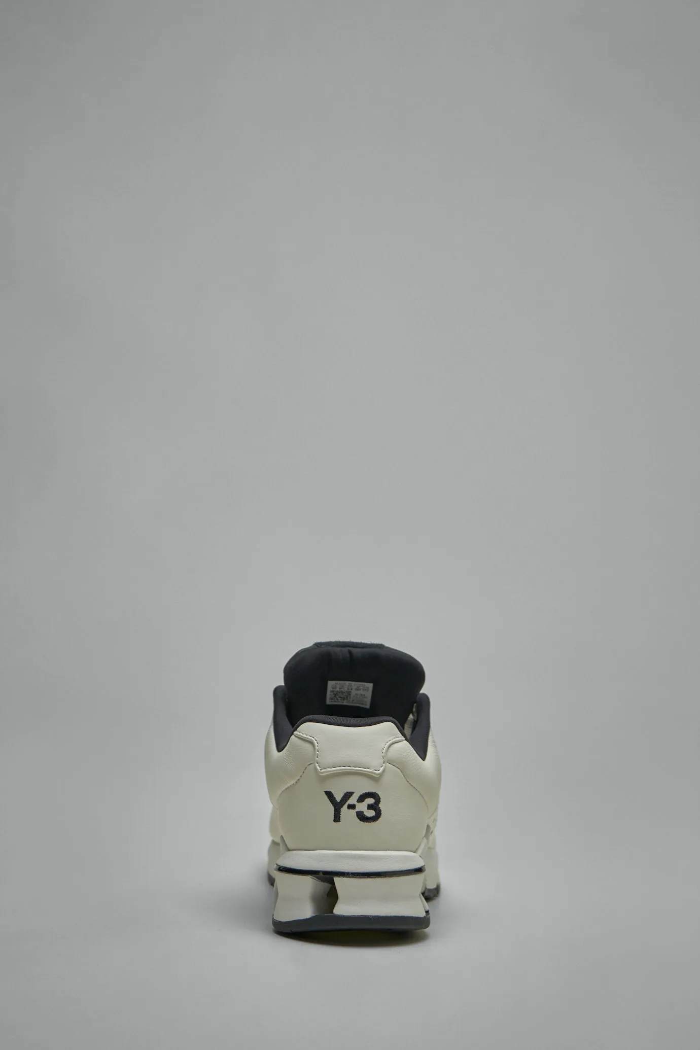 A3 Control Sneaker