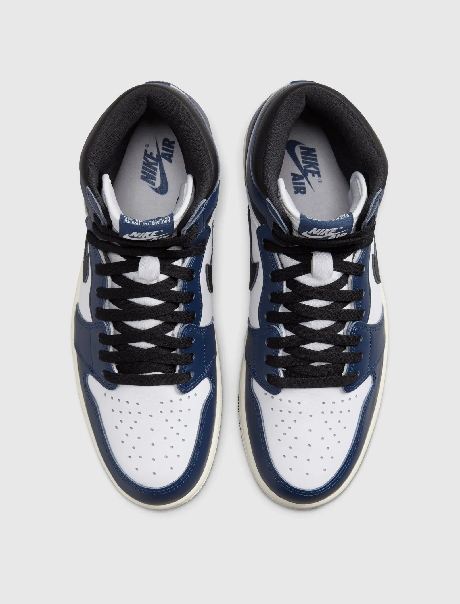 AIR JORDAN 1 RETRO "MIDNIGHT NAVY"