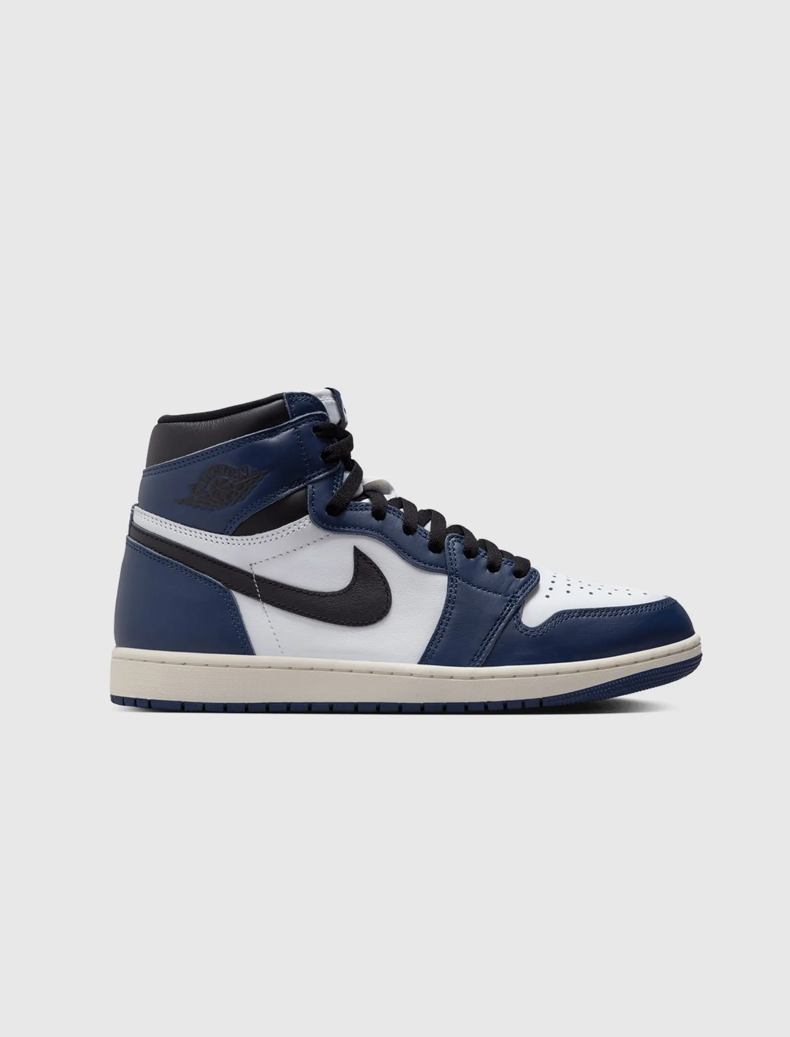 AIR JORDAN 1 RETRO "MIDNIGHT NAVY"