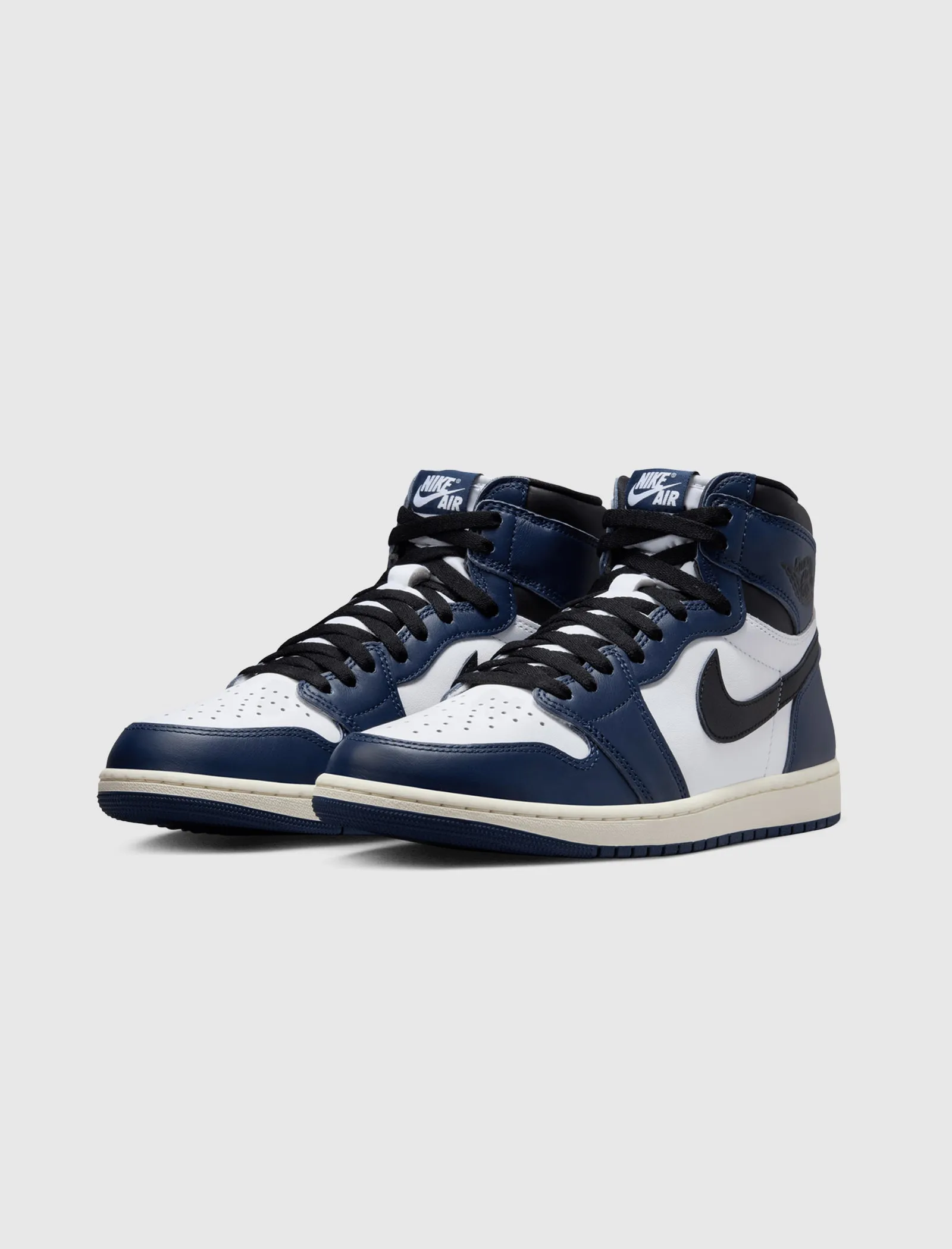 AIR JORDAN 1 RETRO "MIDNIGHT NAVY"