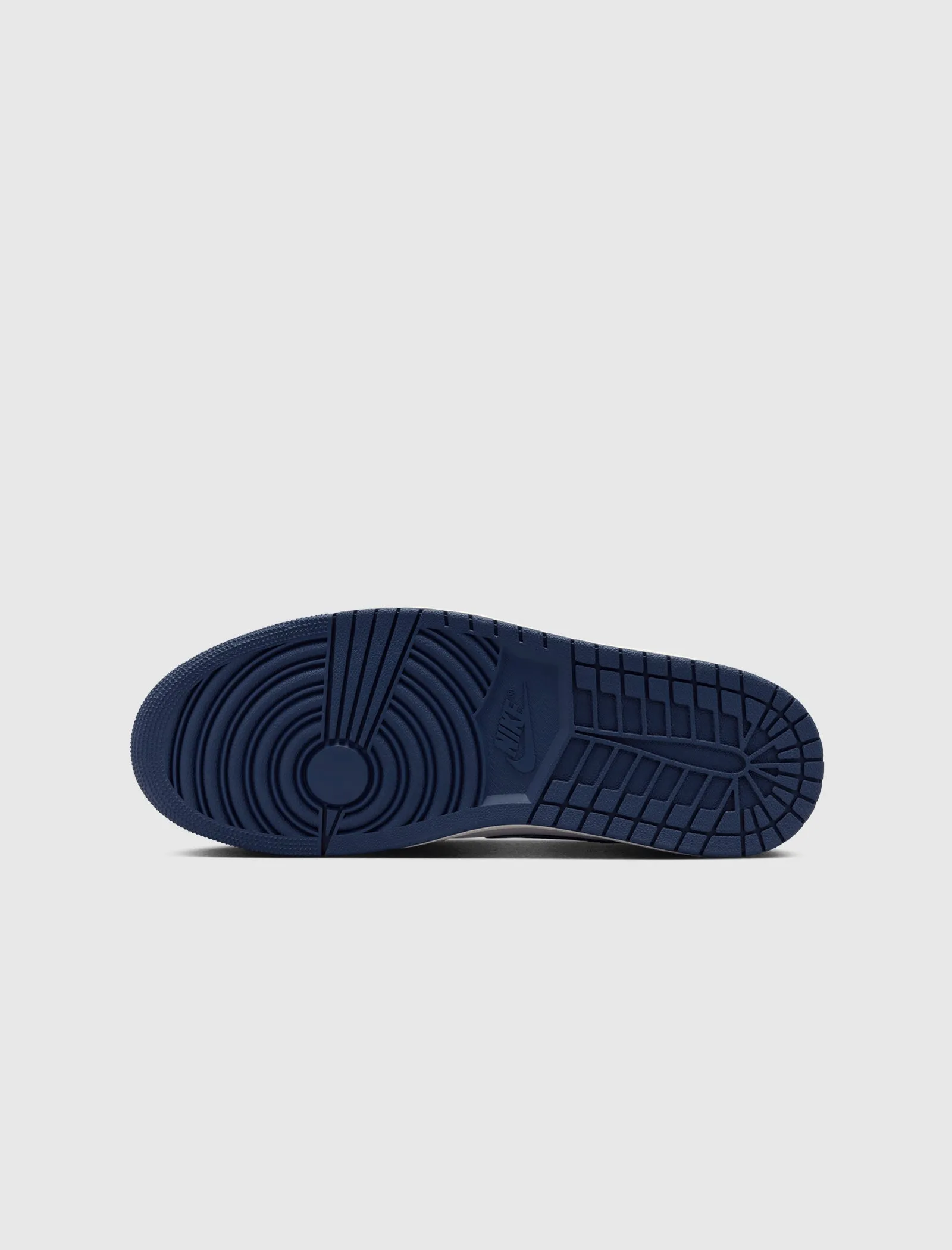 AIR JORDAN 1 RETRO "MIDNIGHT NAVY"