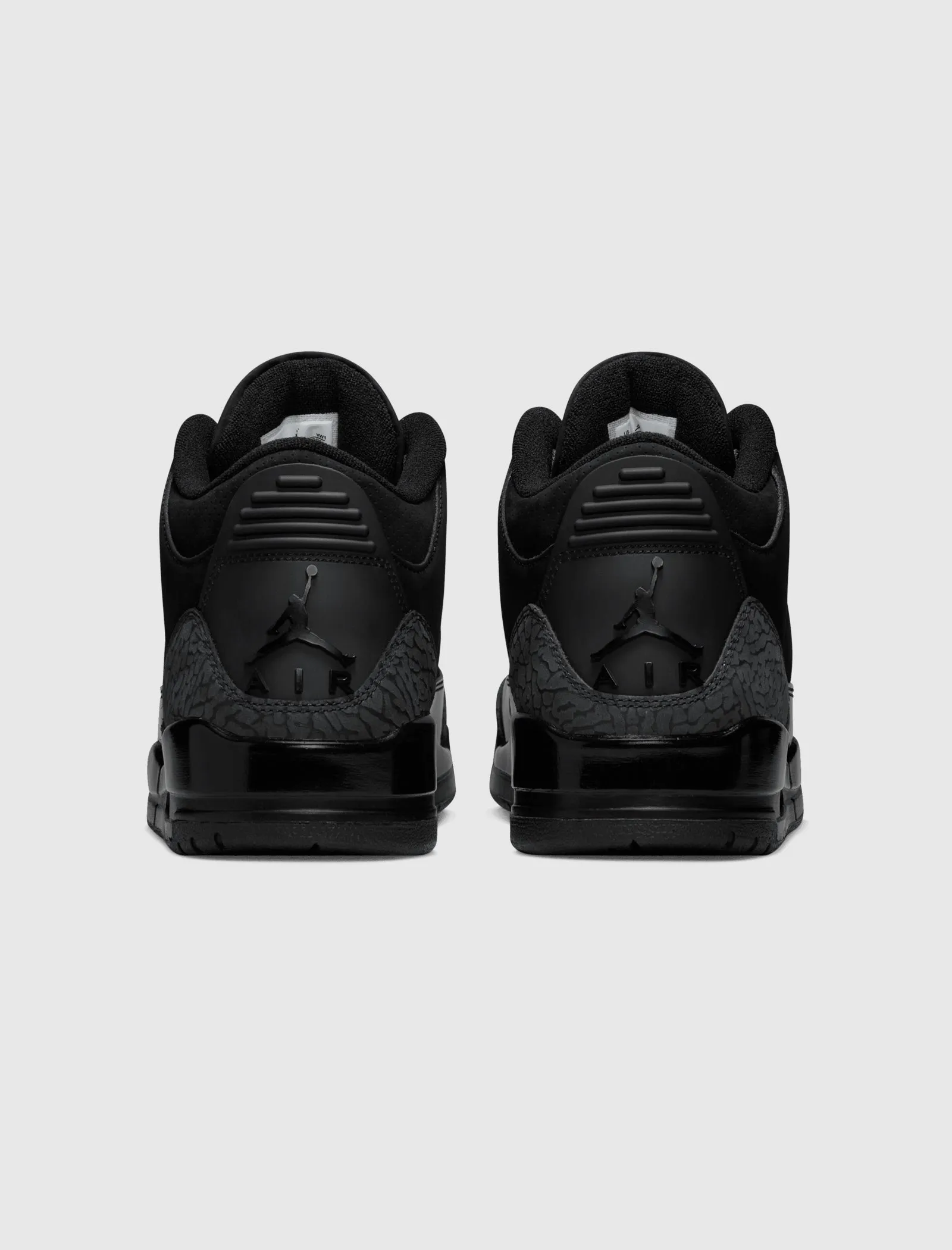 AIR JORDAN 3 RETRO "BLACK CAT"