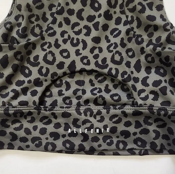 ALL FENIX‎ LOT OF 2 SPORTS BRAS SMALL