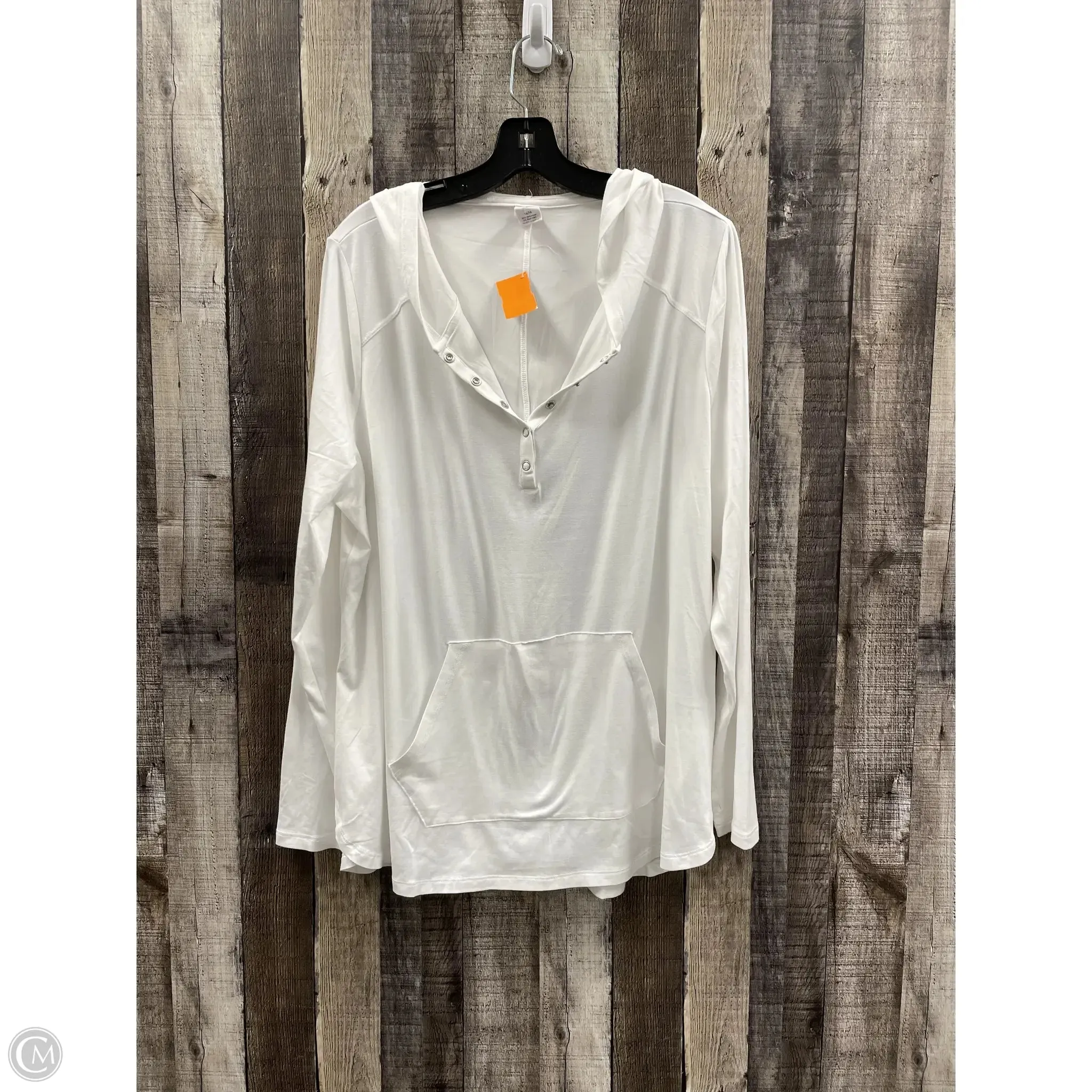 Athletic Top Long Sleeve Collar By Lane Bryant In White, Size: Xl