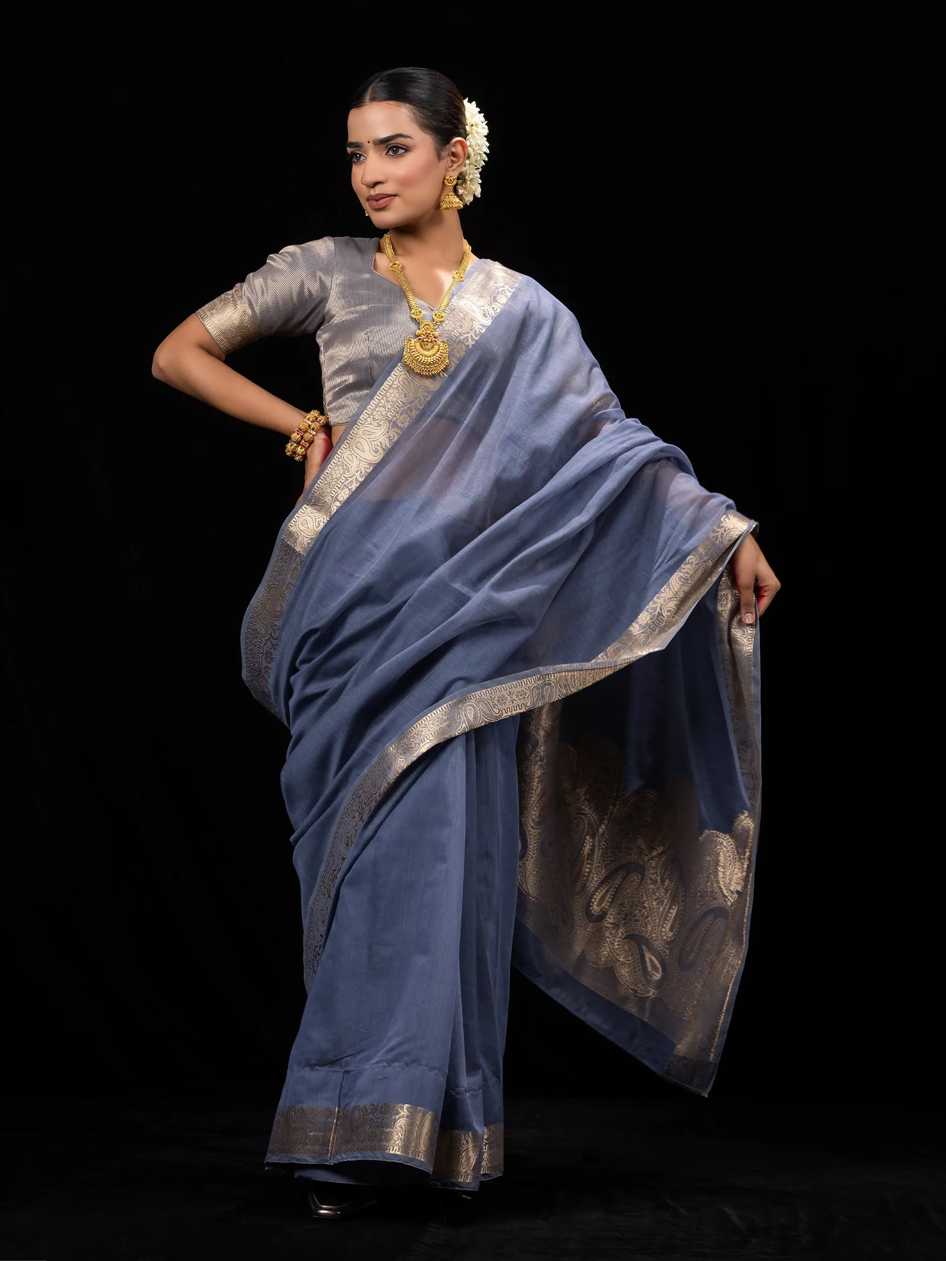 Blue Cloud Gold Paisley Pallu Soft Saree with Blouse Fabric