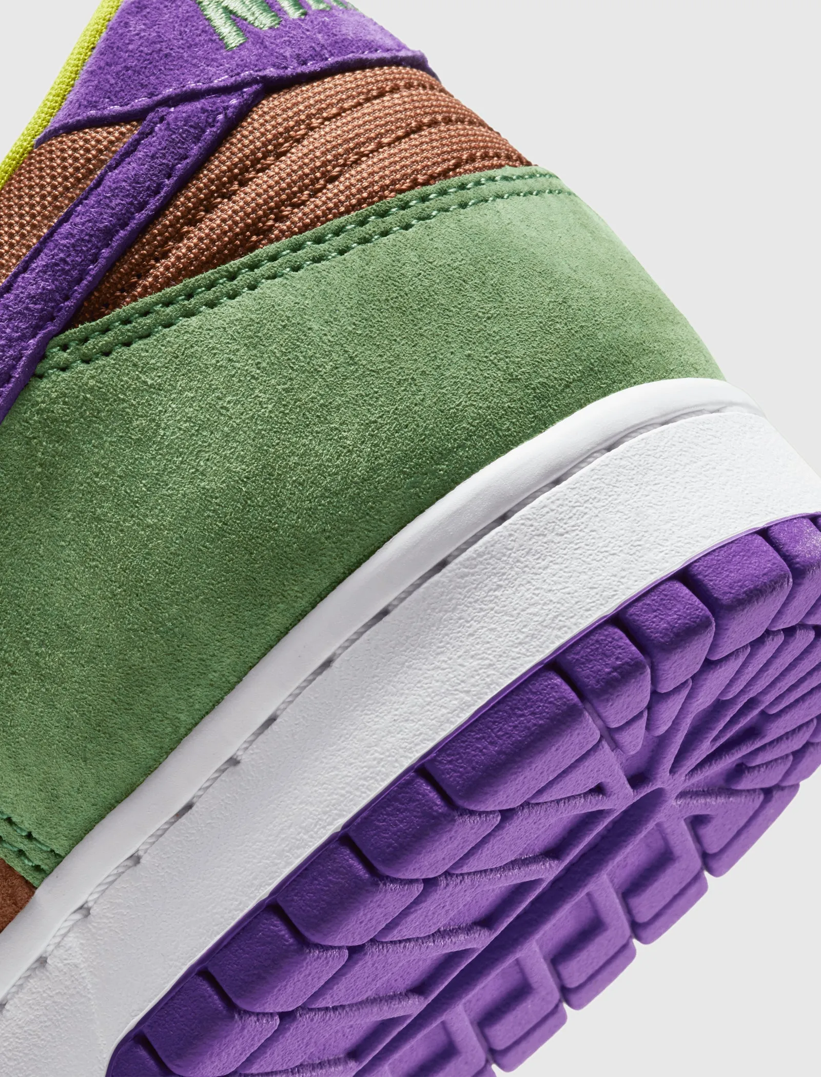 DUNK LOW "VENEER"