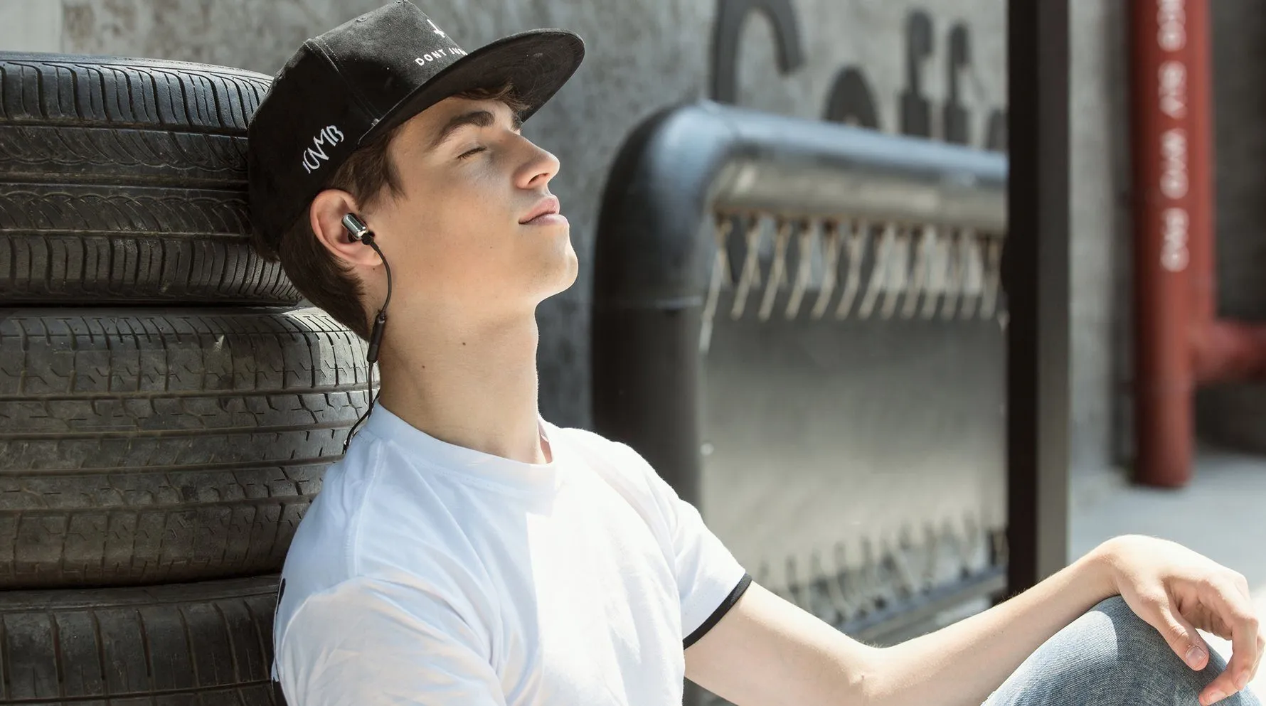 EDIFIER W293BT Bluetooth In-Earphone