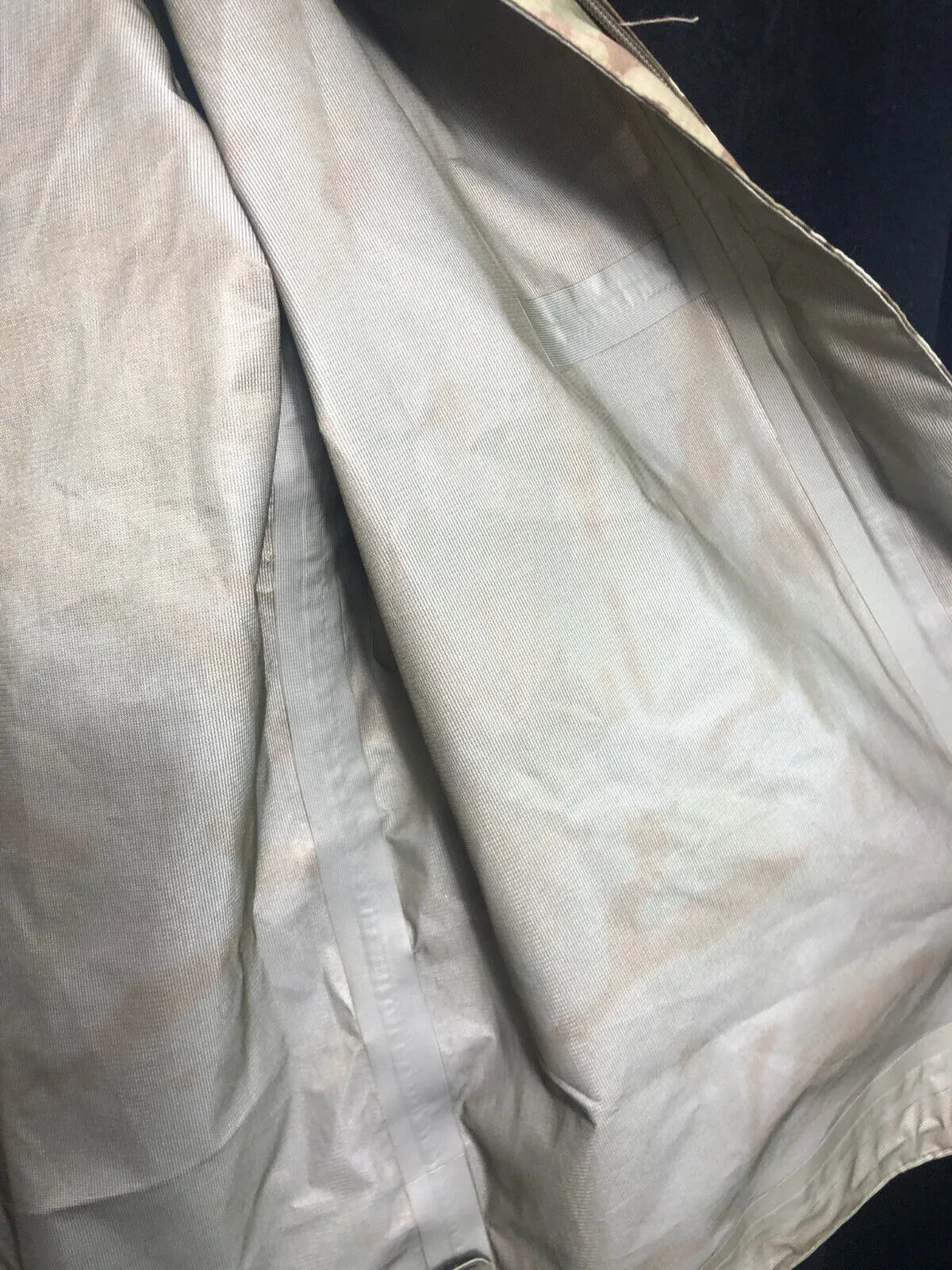 Genuine British Army MTP Camouflaged Waterproof Lightweight Jacket - 160/80