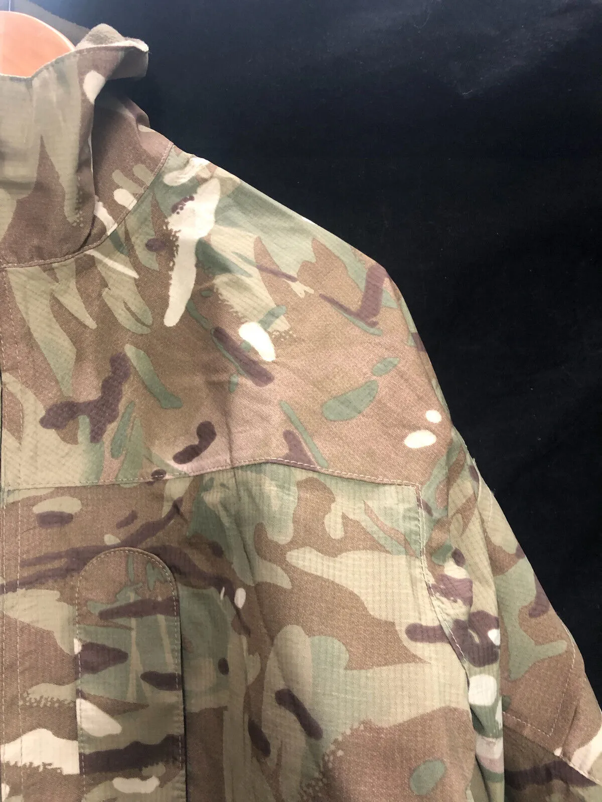 Genuine British Army MTP Camouflaged Waterproof Lightweight Jacket - 160/80