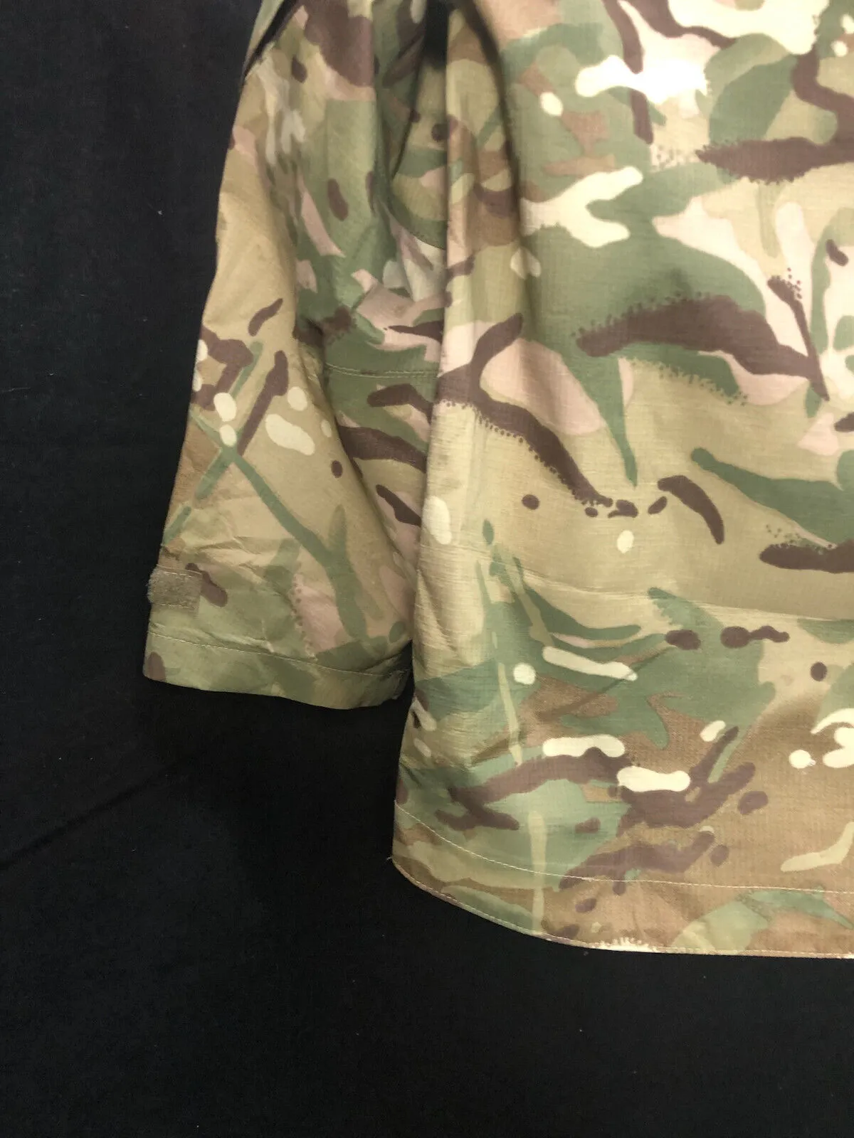 Genuine British Army MTP Camouflaged Waterproof Lightweight Jacket - 160/80