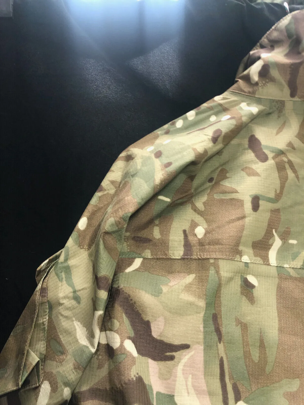 Genuine British Army MTP Camouflaged Waterproof Lightweight Jacket - 160/80