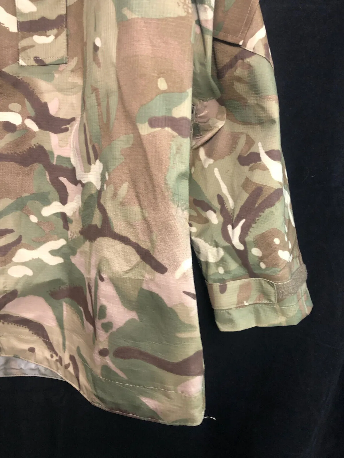 Genuine British Army MTP Camouflaged Waterproof Lightweight Jacket - 160/80