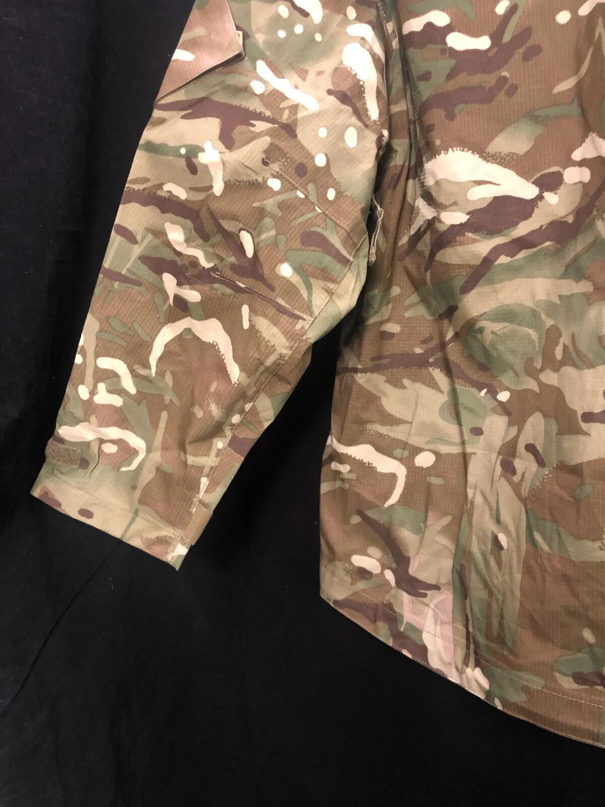 Genuine British Army MTP Camouflaged Waterproof Lightweight Jacket - 170/90