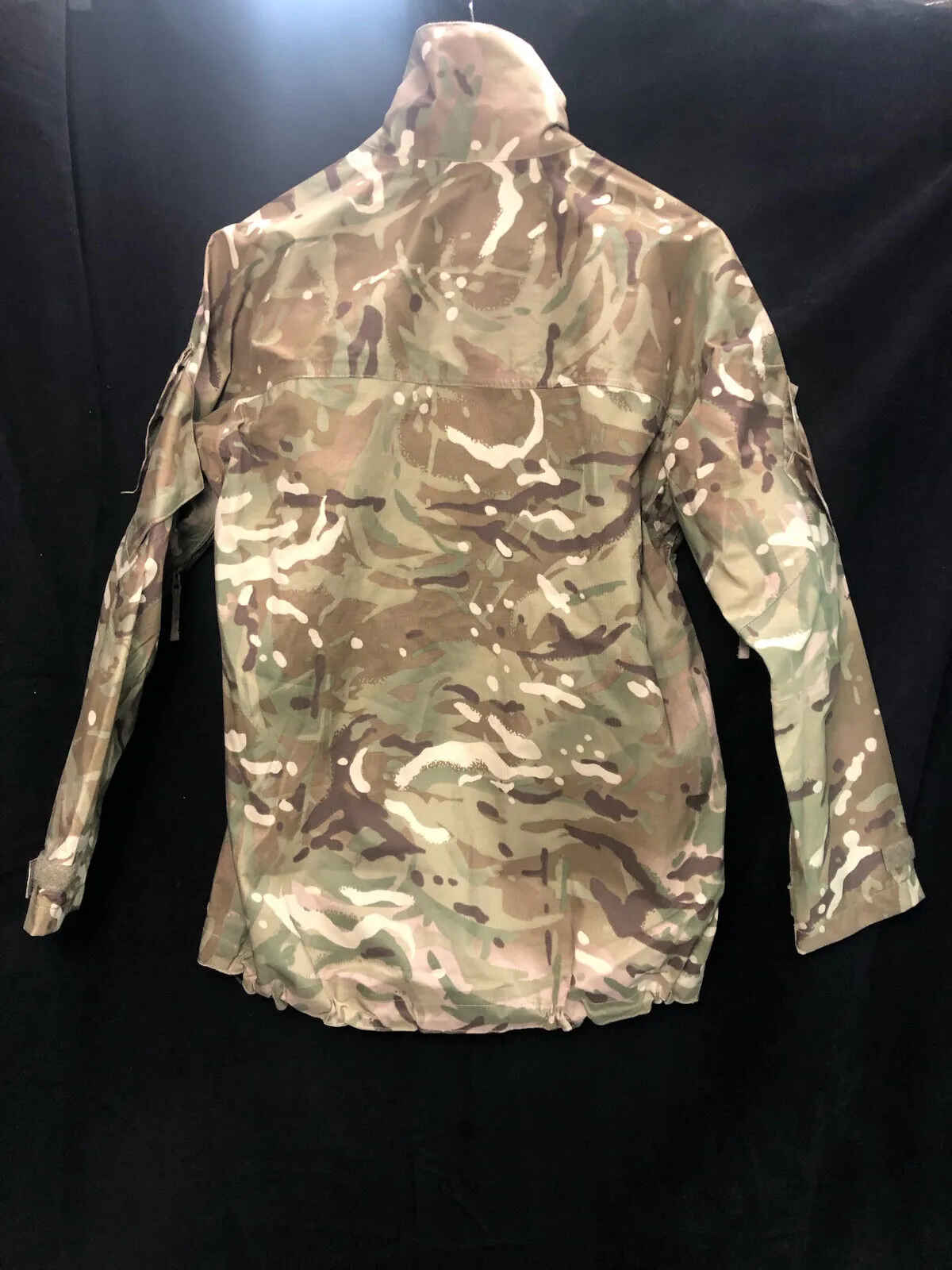 Genuine British Army MTP Camouflaged Waterproof Lightweight Jacket - 170/90