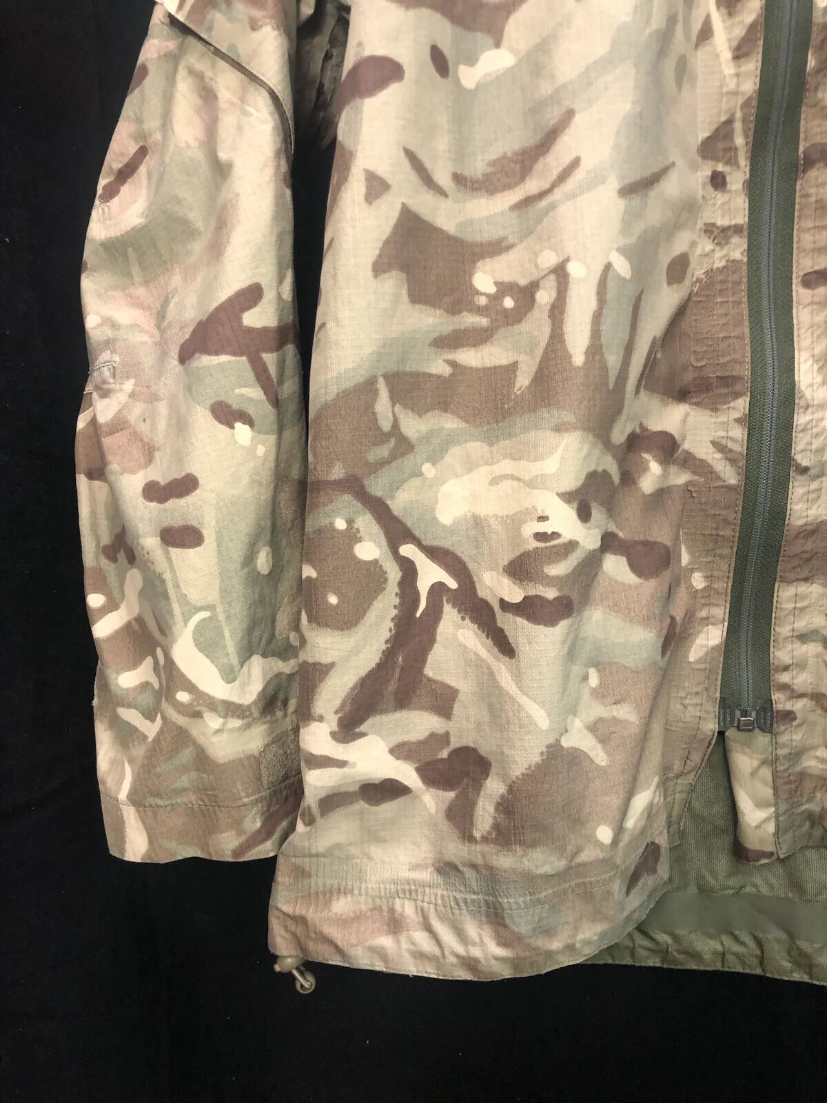 Genuine British Army MTP Camouflaged Waterproof Lightweight Jacket - 170/90