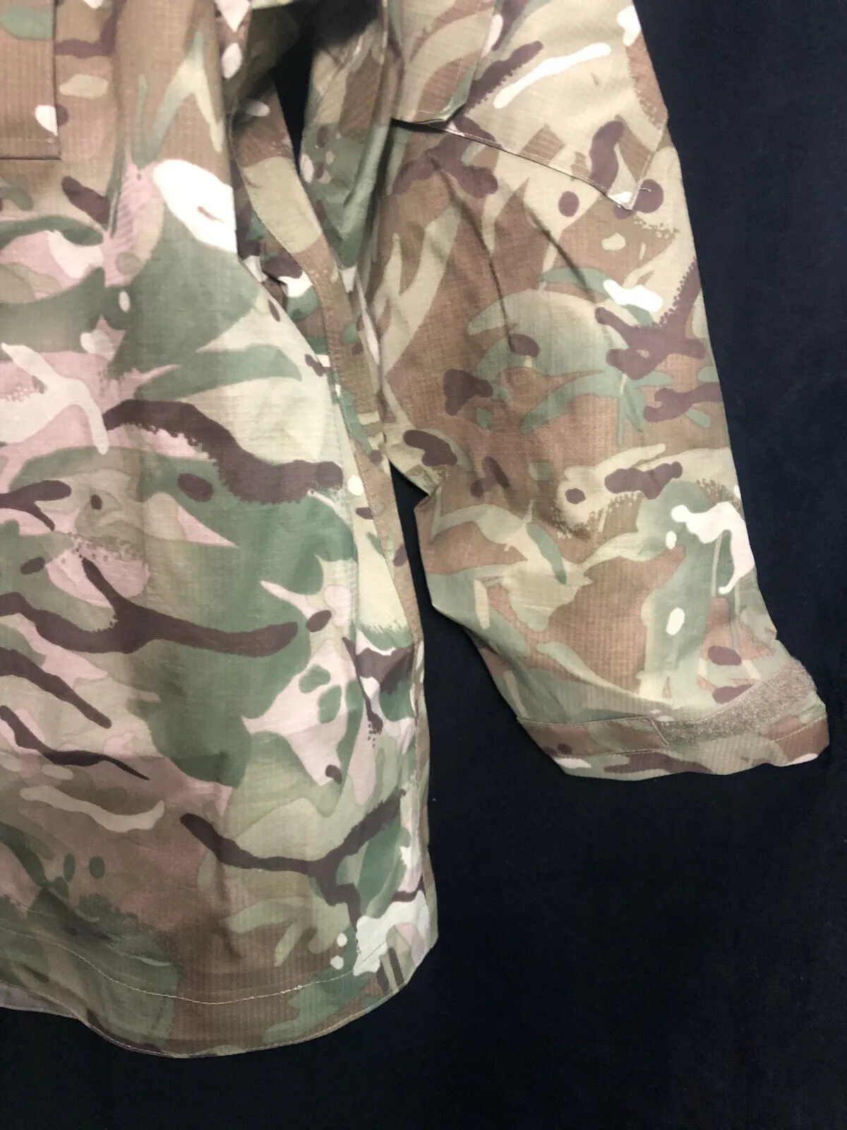 Genuine British Army MTP Camouflaged Waterproof Lightweight Jacket - 170/90