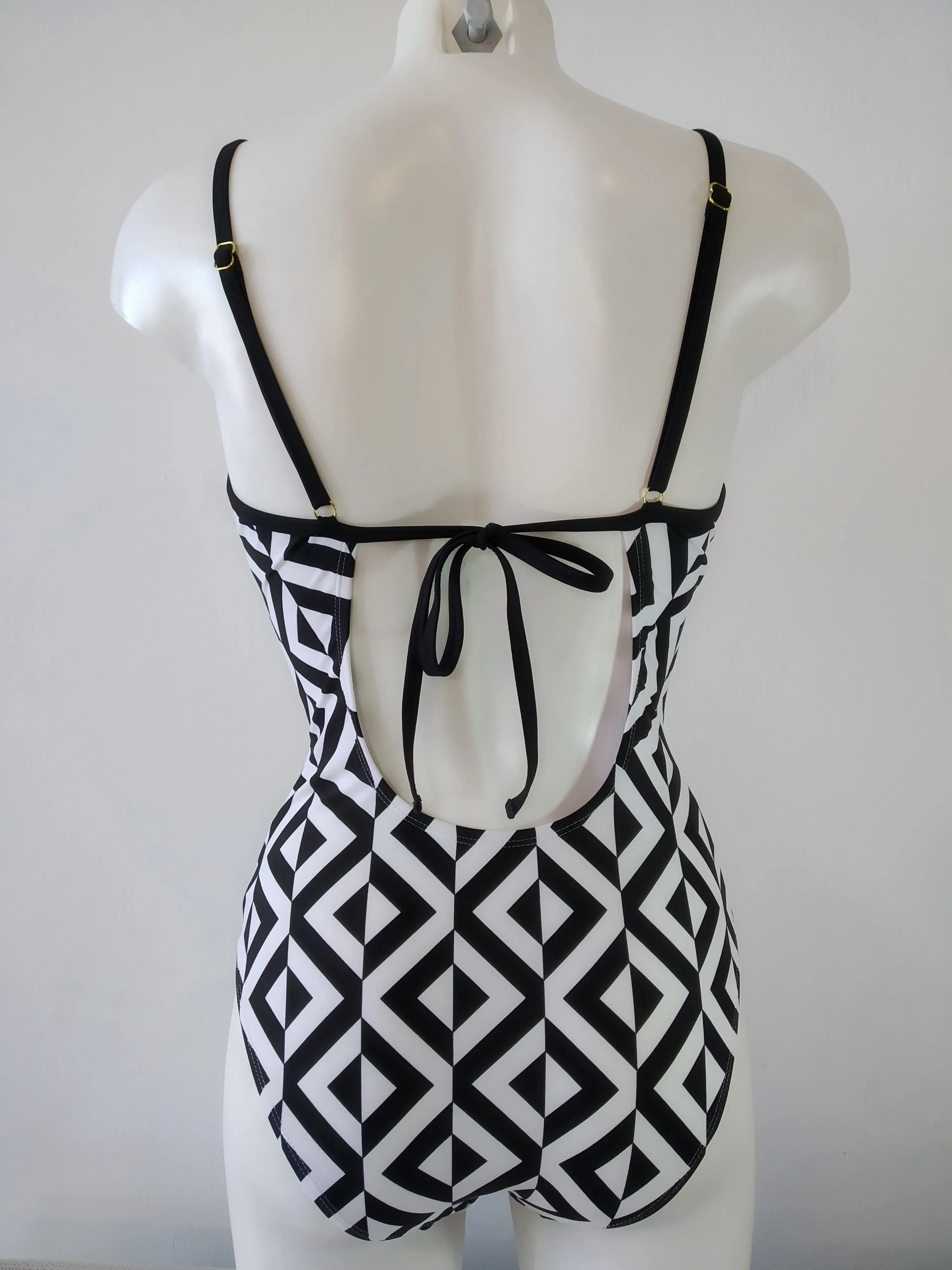 Lorena deep V geometric Swimsuit
