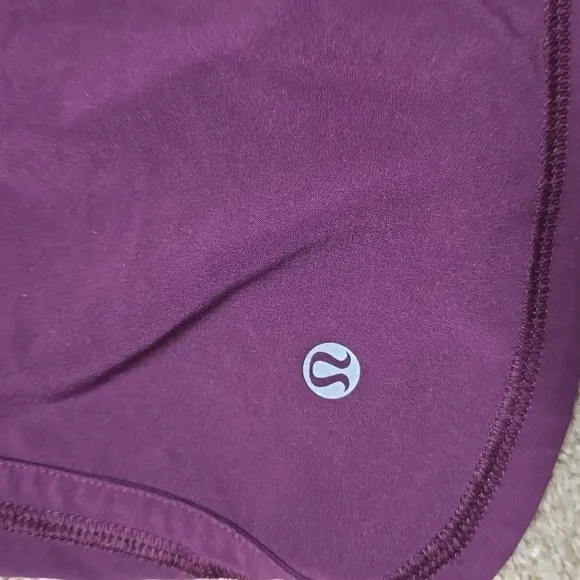 Lululemon Purple Lined Groovy Run Shorts Mid Rise Luxtreme Swift Plum Pow Size 6