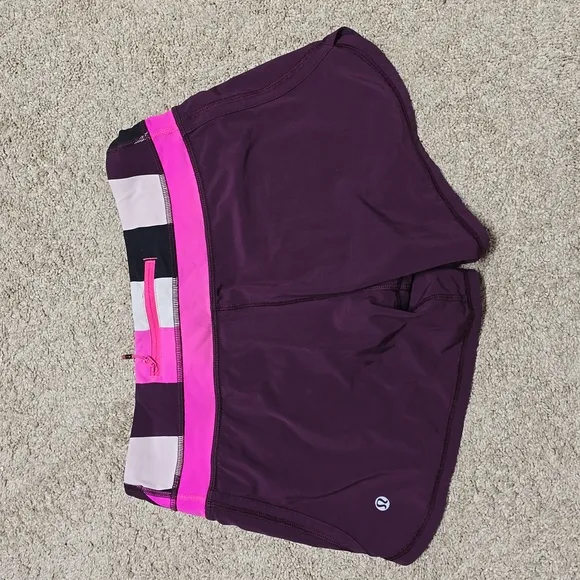 Lululemon Purple Lined Groovy Run Shorts Mid Rise Luxtreme Swift Plum Pow Size 6