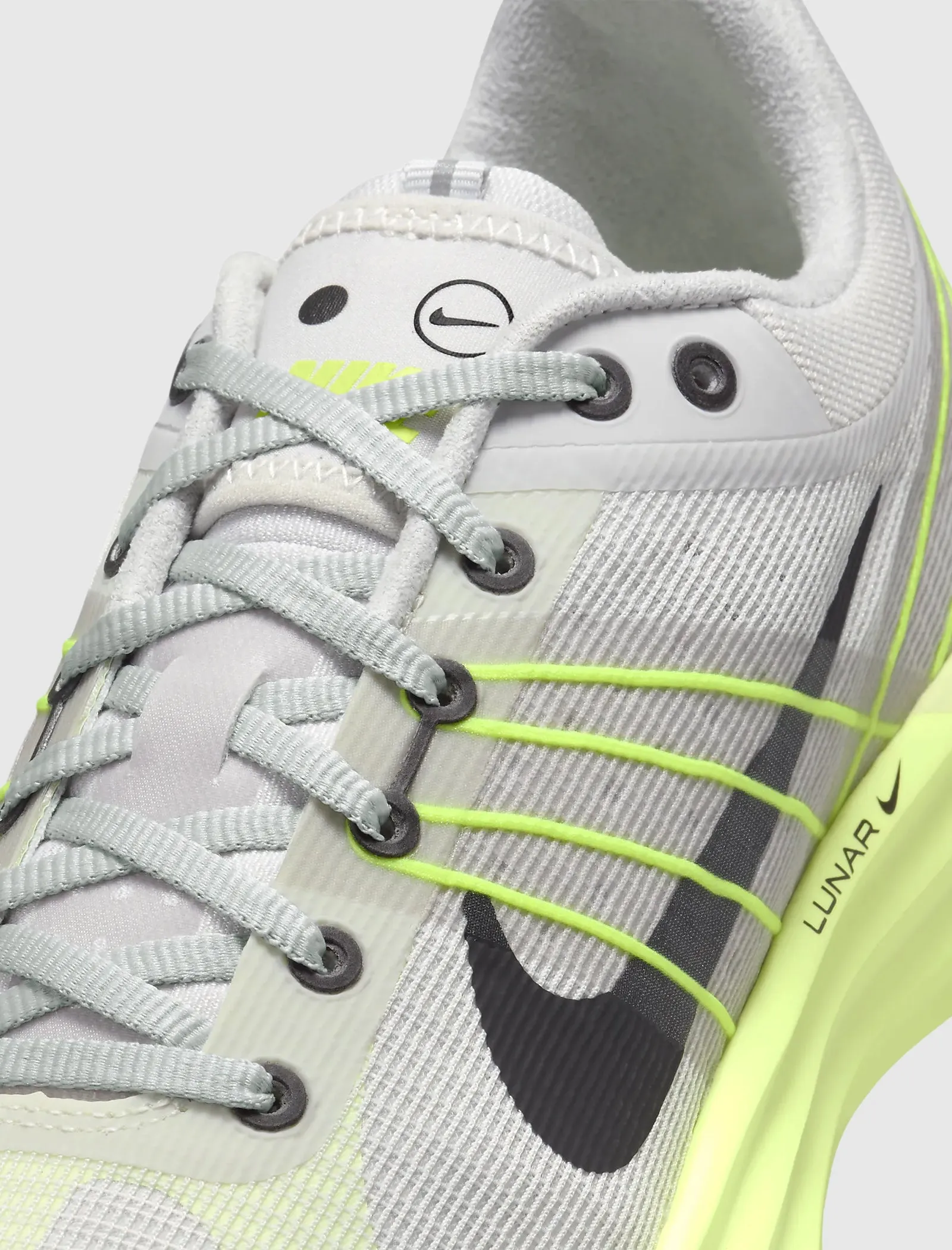 LUNAR ROAM "NEUTRAL GREY/BLACK/VOLT"