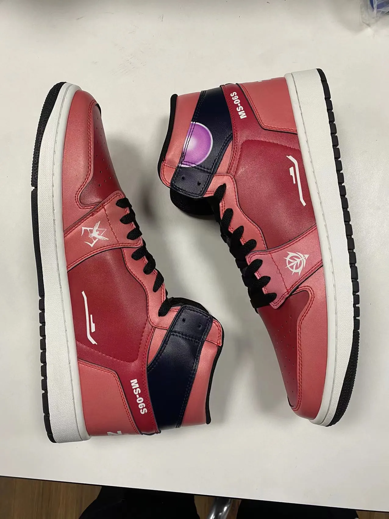 MS-06S Char Equil Street Kicks