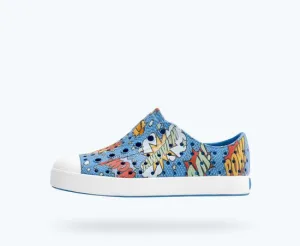 Native Jefferson Shoes in Resting Blue/Boom POW : Size C2 to J6