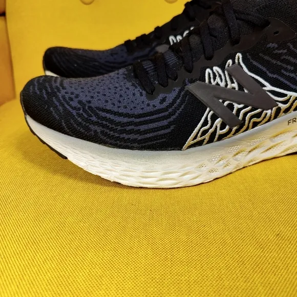 New Balance Fresh Foam 1080 V10 Walking Running Black White Men's Shoe Size 15