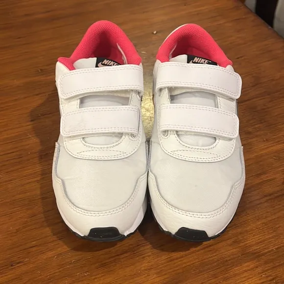Nike MD Valiant PSV Shoes Sneakers Hook and Loop kids girls CN8559 105 Size 2