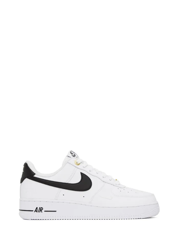 NIKE White Air Force 1 '07 LV8 Sneakers