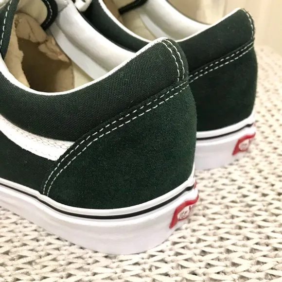 NWOT Vans Old Skool Pine Green