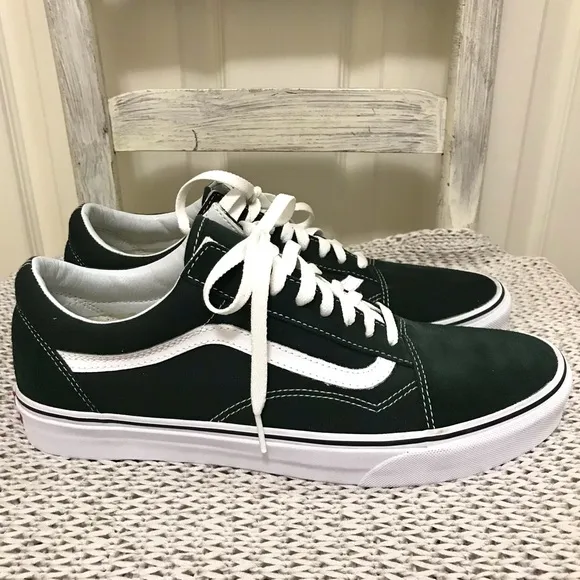 NWOT Vans Old Skool Pine Green