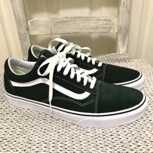 NWOT Vans Old Skool Pine Green