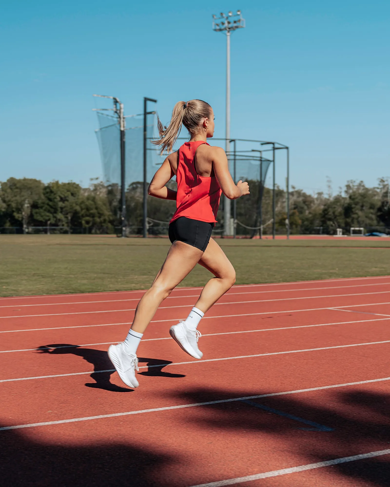 Pace Running Tank - Scarlet