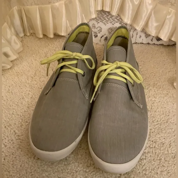 SEAVEES 2 EYE FLOATER RARE VINTAGE MENS CHUKKA