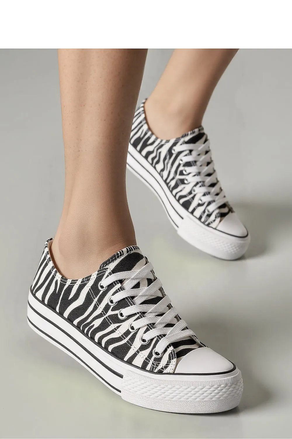 Sneakers Inello
