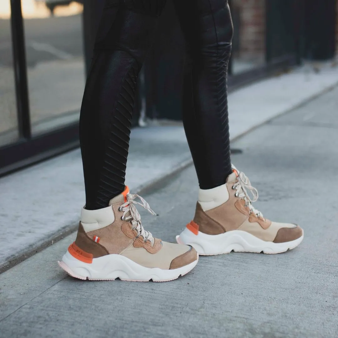 Sorel: Kinetic Renegade Conquest WP in Tawny Buff