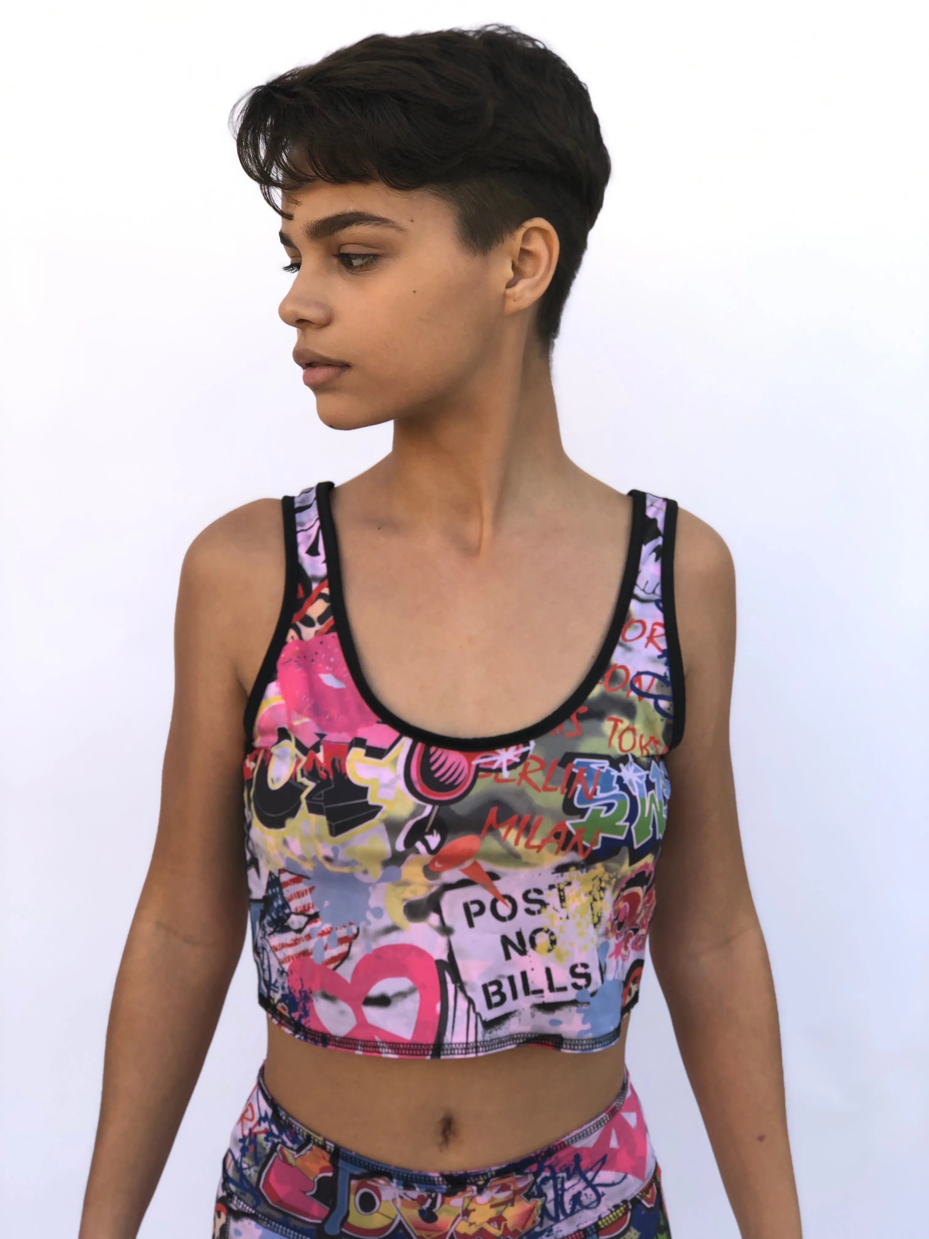 SPORTS BRA BRALET PINK GRAFFITI/PINK STARS
