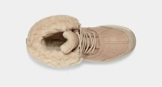 UGG- WOMEN'S ANDIRONDACK III WINTER BOOT