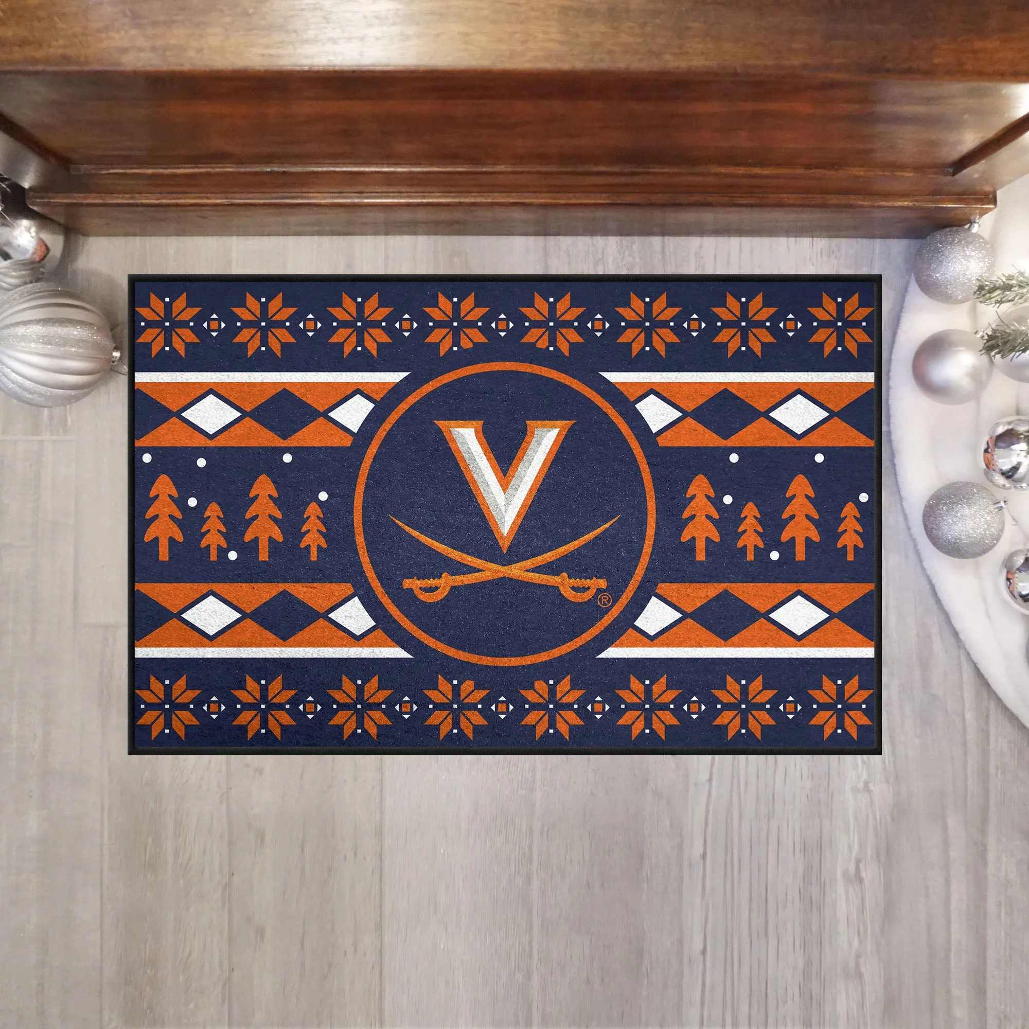 University of Virginia HOLIDAY SWEATER STARTER