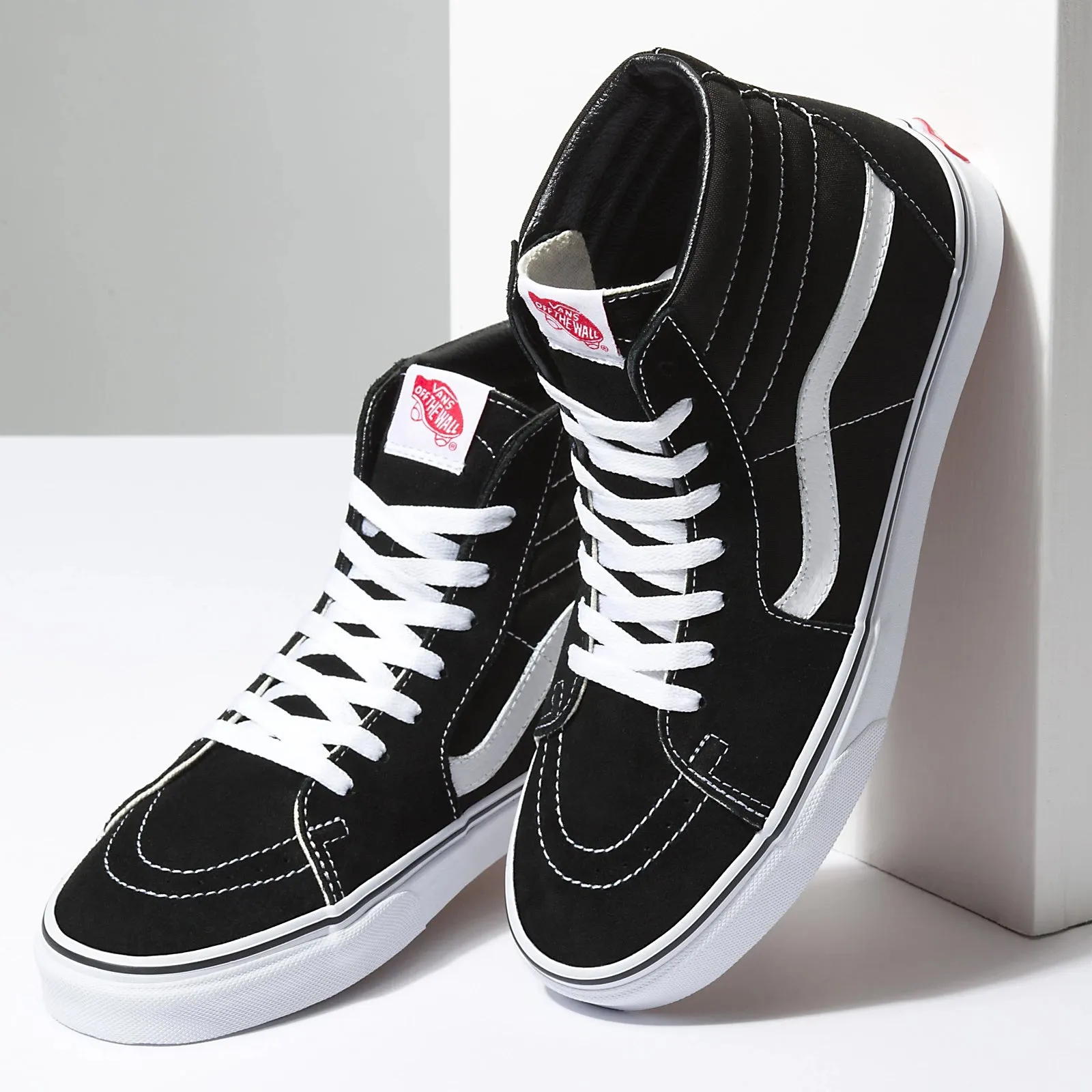 Vans Sk8 Hi Black/White