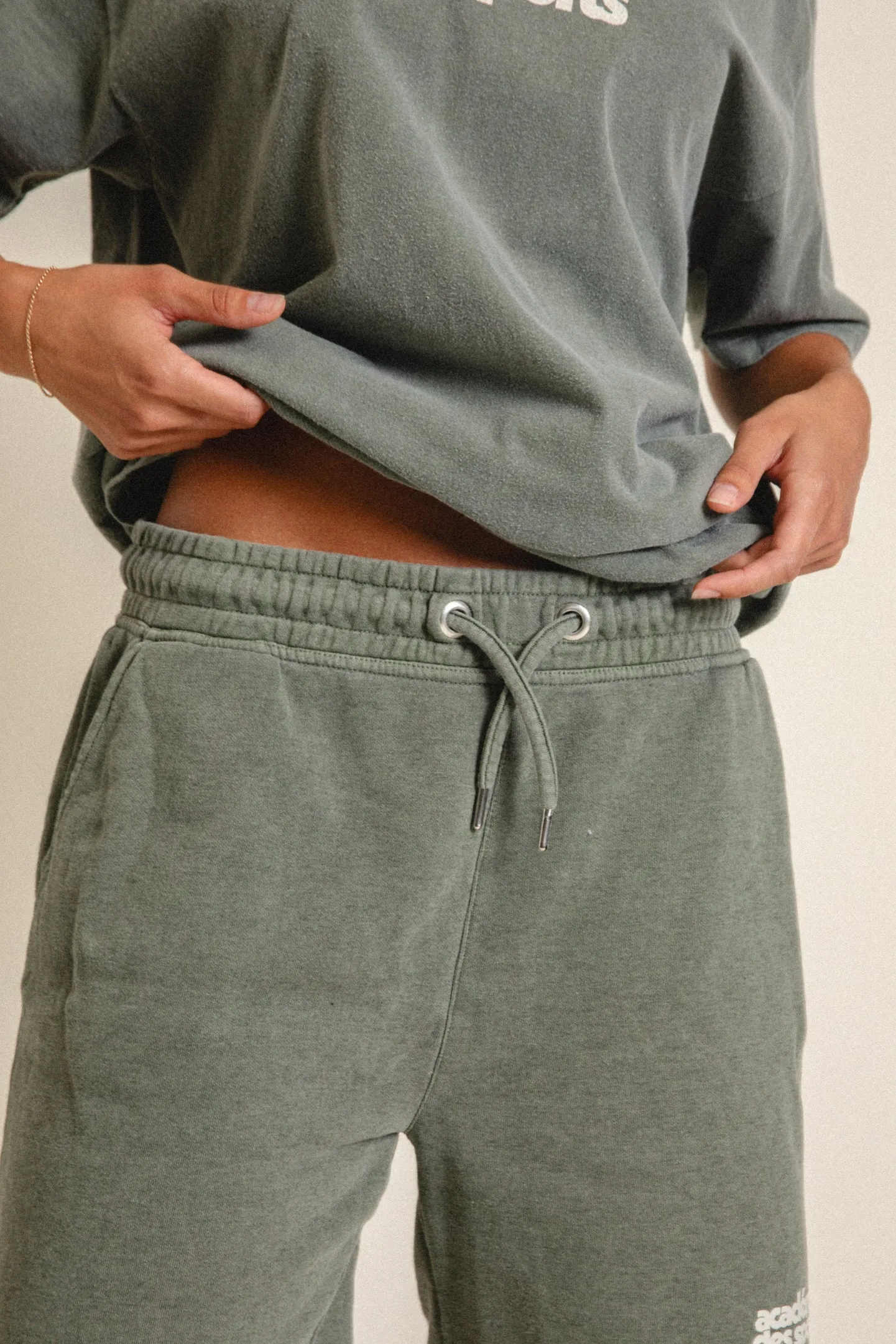 Vice 84 'Académie des Sports' Vintage Washed Shorts - Khaki