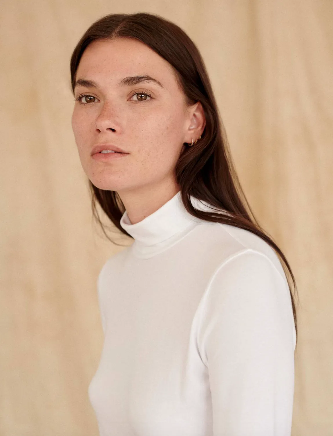 White   Warren - Scrunch Neck Tee