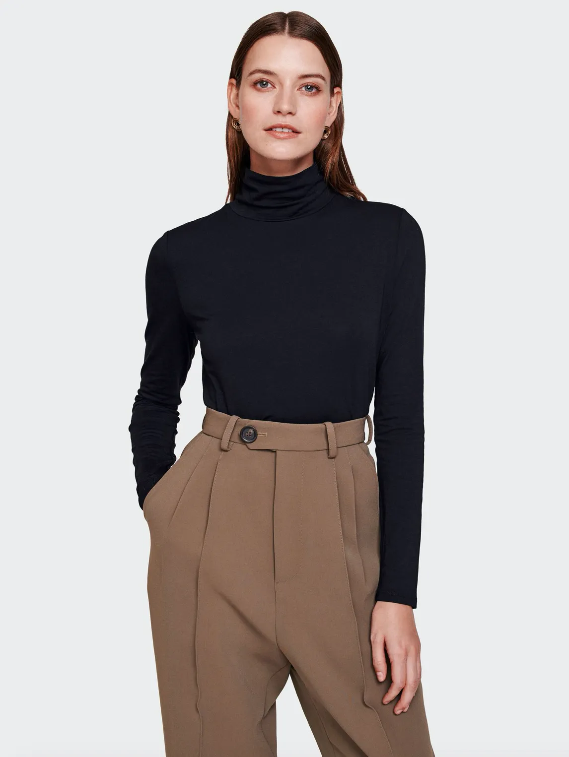 White   Warren - Scrunch Neck Tee